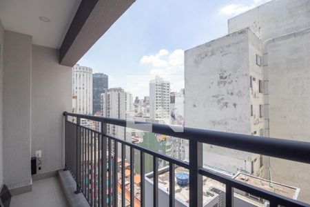 Varanda  de apartamento para alugar com 1 quarto, 27m² em Vila Buarque, São Paulo