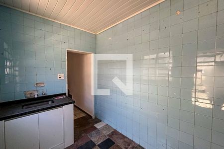 Casa à venda com 60m², 2 quartos e sem vaga