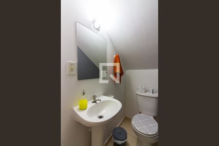 Lavabo de casa de condomínio à venda com 2 quartos, 60m² em Santa Maria, Osasco