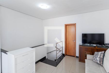 Apartamento à venda com 202m², 3 quartos e 3 vagasCobertura - Sala 2