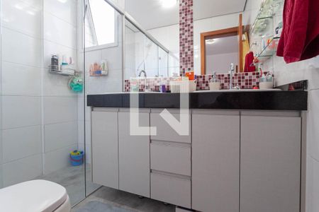 Apartamento à venda com 202m², 3 quartos e 3 vagasBanheiro da suíte 