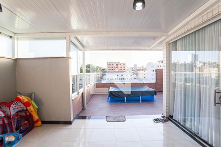 Apartamento à venda com 202m², 3 quartos e 3 vagasCobertura