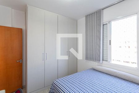 Apartamento à venda com 202m², 3 quartos e 3 vagasQuarto 2