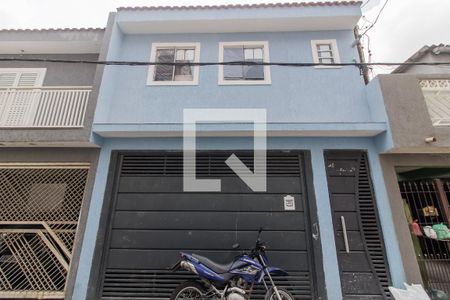 Casa para alugar com 22m², 1 quarto e sem vaga Casa para alugar com 22m², 1 quarto e sem vagaFachada