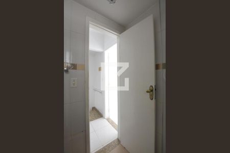 Apartamento para alugar com 65m², 2 quartos e 1 vagaBanheiro Social