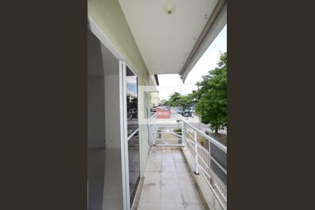 Apartamento para alugar com 65m², 2 quartos e 1 vagaVaramda do Quarto 1