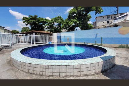 Apartamento para alugar com 65m², 2 quartos e 1 vagaÁrea comum Piscina