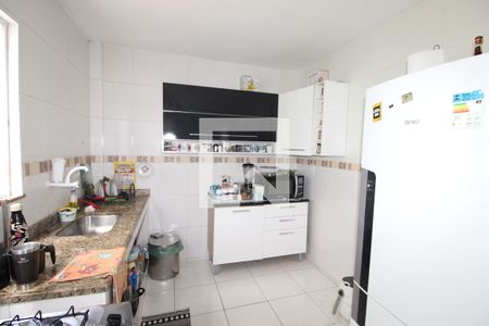Casa de condomínio à venda com 80m², 2 quartos e 2 vagasCozinha