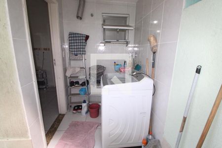 Casa de condomínio à venda com 80m², 2 quartos e 2 vagasÁrea de Serviço