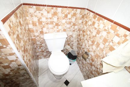 Casa de condomínio à venda com 80m², 2 quartos e 2 vagasBanheiro 2