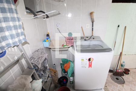 Casa de condomínio à venda com 80m², 2 quartos e 2 vagasÁrea de Serviço