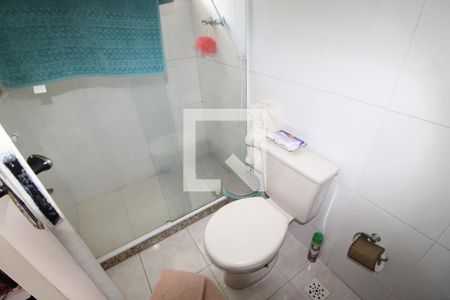 Casa de condomínio à venda com 80m², 2 quartos e 2 vagasBanheiro da Suíte