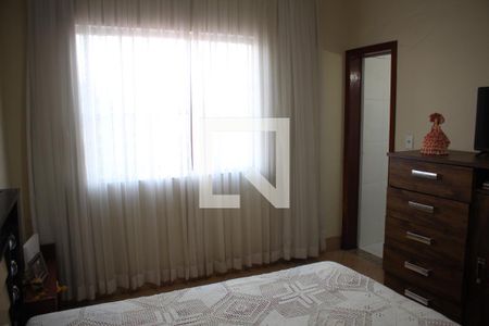 Quarto de casa à venda com 4 quartos, 147m² em Água Branca, Contagem