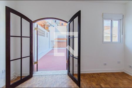 Casa à venda com 200m², 4 quartos e 8 vagas Casa à venda com 200m², 4 quartos e 8 vagasSuíte 3