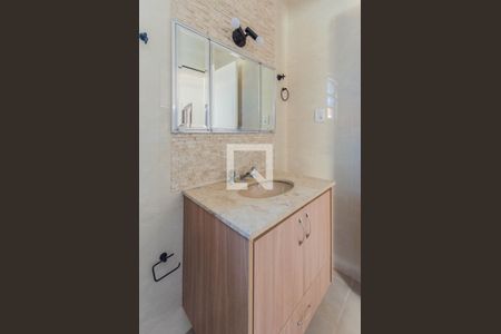 Casa à venda com 200m², 4 quartos e 8 vagas Casa à venda com 200m², 4 quartos e 8 vagasBanheiro da Suíte 3