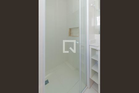 Casa à venda com 200m², 4 quartos e 8 vagas Casa à venda com 200m², 4 quartos e 8 vagasBanheiro da Edícula