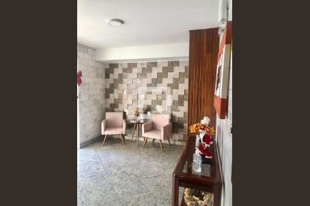 Apartamento à venda com 59m², 2 quartos e 1 vagaHall de entrada