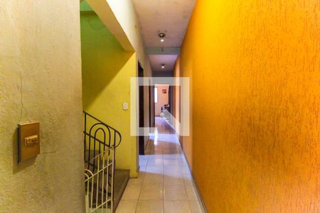 Hall de casa para alugar com 3 quartos, 125m² em Fazenda Aricanduva, São Paulo