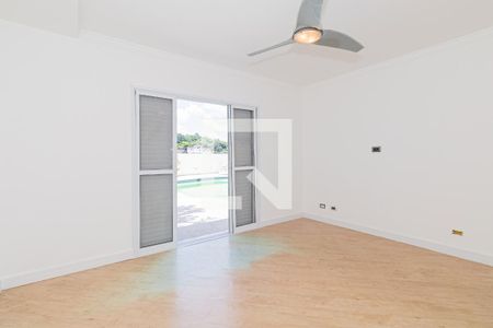 Casa para alugar com 600m², 3 quartos e 3 vagas Casa para alugar com 600m², 3 quartos e 3 vagasSuíte