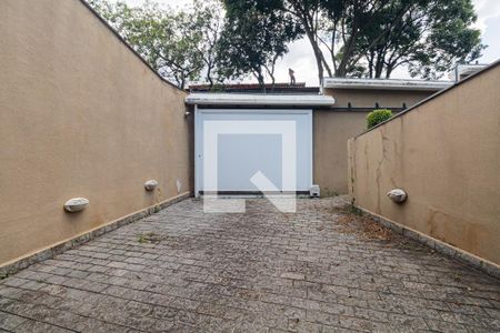 Casa para alugar com 600m², 3 quartos e 3 vagas Casa para alugar com 600m², 3 quartos e 3 vagasGaragem