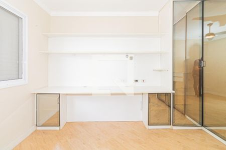 Casa para alugar com 600m², 3 quartos e 3 vagas Casa para alugar com 600m², 3 quartos e 3 vagasQuarto 1