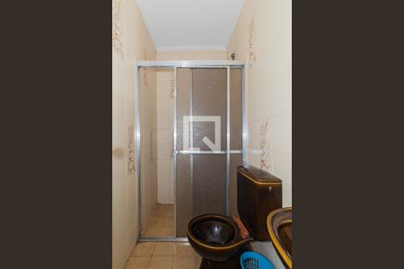 Casa para alugar com 600m², 3 quartos e 3 vagas Casa para alugar com 600m², 3 quartos e 3 vagasBanheiro da Garagem