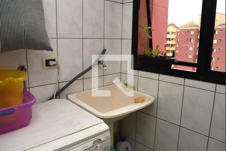 Apartamento à venda com 72m², 3 quartos e 1 vagaÁrea de Serviço