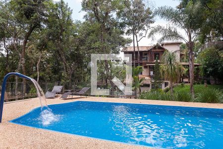 Casa de condomínio à venda com 600m², 3 quartos e 8 vagas Casa de condomínio à venda com 600m², 3 quartos e 8 vagasPiscina