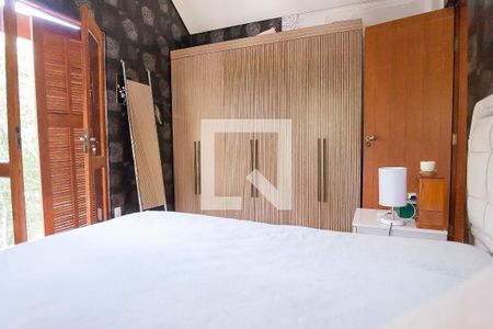 Casa de condomínio à venda com 600m², 3 quartos e 8 vagas Casa de condomínio à venda com 600m², 3 quartos e 8 vagasquarto 1