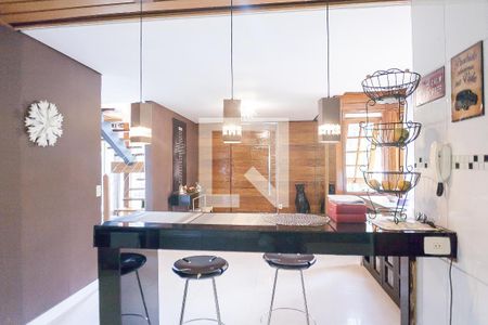 Casa de condomínio à venda com 600m², 3 quartos e 8 vagas Casa de condomínio à venda com 600m², 3 quartos e 8 vagasCozinha