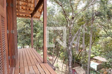 Casa de condomínio à venda com 600m², 3 quartos e 8 vagas Casa de condomínio à venda com 600m², 3 quartos e 8 vagasvaranda suite / quarto 1