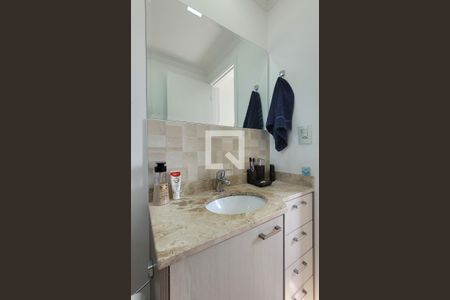 Apartamento à venda com 65m², 2 quartos e 1 vaga Apartamento à venda com 65m², 2 quartos e 1 vagaBanheiro da suíte