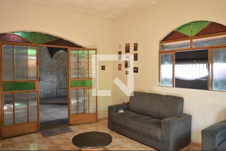 Sala de casa para alugar com 2 quartos, 180m² em Tropical, Contagem