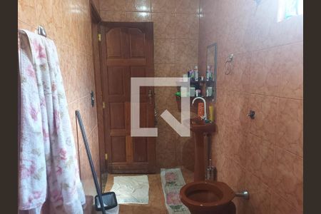 Casa à venda com 180m², 2 quartos e 2 vagasBanheiro / Área de Serviço