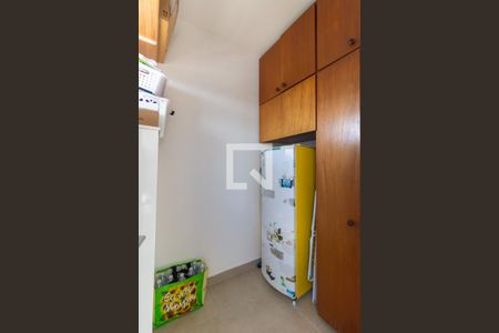 Apartamento à venda com 90m², 2 quartos e 2 vagas Apartamento à venda com 90m², 2 quartos e 2 vagasDespensa