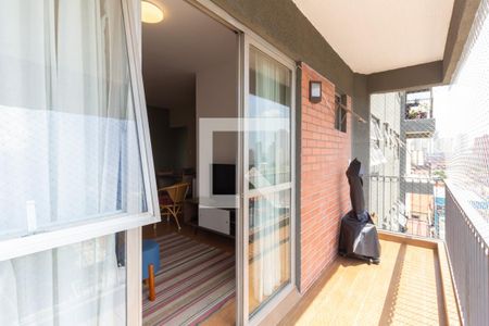 Apartamento à venda com 90m², 2 quartos e 2 vagas Apartamento à venda com 90m², 2 quartos e 2 vagasVaranda