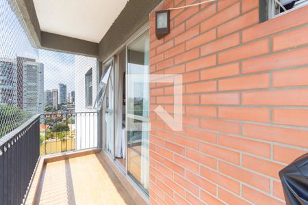 Apartamento à venda com 90m², 2 quartos e 2 vagas Apartamento à venda com 90m², 2 quartos e 2 vagasVaranda