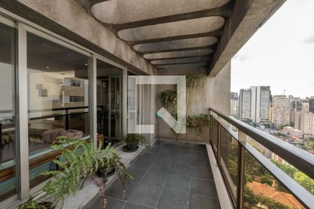 Apartamento para alugar com 464m², 4 quartos e 4 vagas Apartamento para alugar com 464m², 4 quartos e 4 vagasSacada