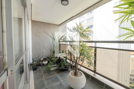 Apartamento para alugar com 464m², 4 quartos e 4 vagas Apartamento para alugar com 464m², 4 quartos e 4 vagasSacada