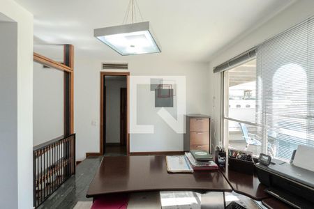 Apartamento para alugar com 464m², 4 quartos e 4 vagas Apartamento para alugar com 464m², 4 quartos e 4 vagasEscritório