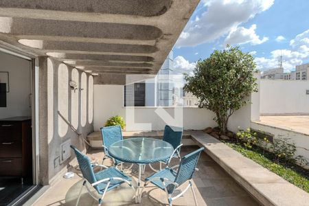 Apartamento para alugar com 464m², 4 quartos e 4 vagas Apartamento para alugar com 464m², 4 quartos e 4 vagasÁrea comum - Piscina