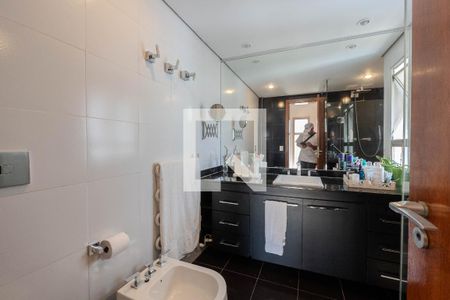 Apartamento para alugar com 464m², 4 quartos e 4 vagas Apartamento para alugar com 464m², 4 quartos e 4 vagasBanheiro da Suíte Master