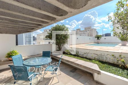 Apartamento para alugar com 464m², 4 quartos e 4 vagas Apartamento para alugar com 464m², 4 quartos e 4 vagasÁrea comum - Piscina