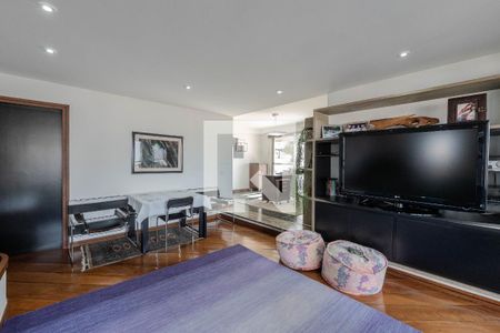 Apartamento para alugar com 464m², 4 quartos e 4 vagas Apartamento para alugar com 464m², 4 quartos e 4 vagasSala de TV