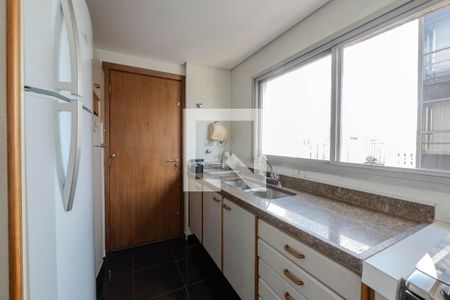 Apartamento para alugar com 464m², 4 quartos e 4 vagas Apartamento para alugar com 464m², 4 quartos e 4 vagasCozinha 1