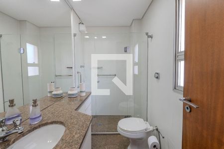 Apartamento para alugar com 464m², 4 quartos e 4 vagas Apartamento para alugar com 464m², 4 quartos e 4 vagasBanheiro 2