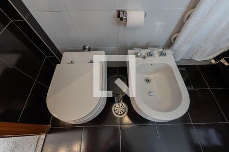 Apartamento para alugar com 464m², 4 quartos e 4 vagas Apartamento para alugar com 464m², 4 quartos e 4 vagasBanheiro da Suíte Master