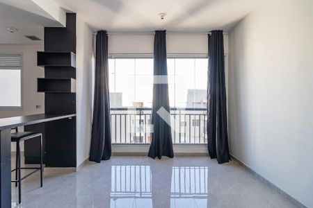 Sala de apartamento para alugar com 2 quartos, 69m² em Jardim Tupanci, Barueri