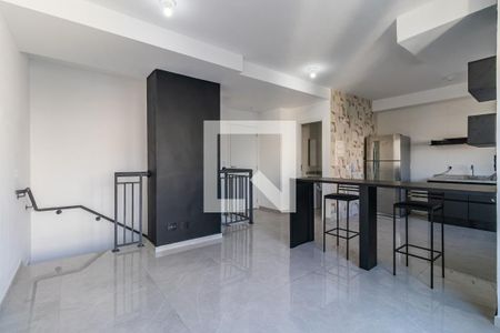 Sala de apartamento para alugar com 2 quartos, 69m² em Jardim Tupanci, Barueri