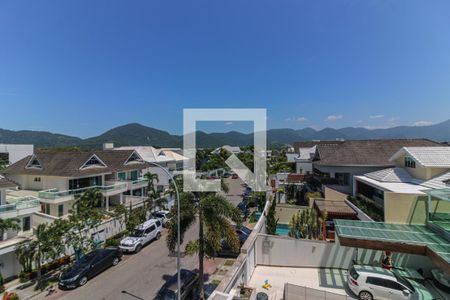 Casa de condomínio à venda com 450m², 4 quartos e 2 vagas Casa de condomínio à venda com 450m², 4 quartos e 2 vagasSuíte 4 - Terraço